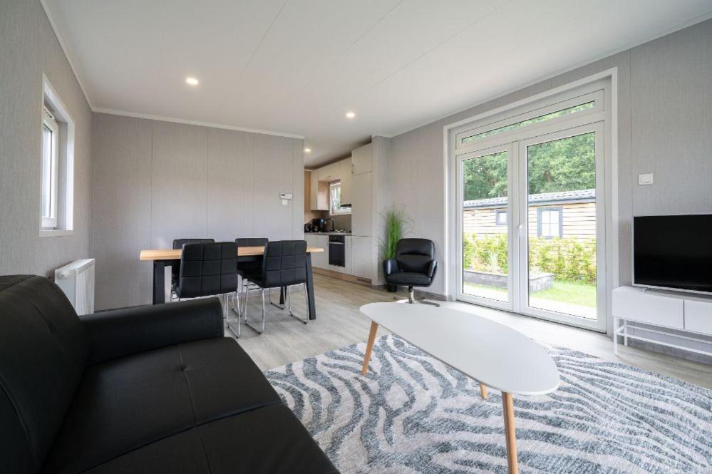 Recreatiepark Maas En Bos Hotel Wellerlooi Exterior photo